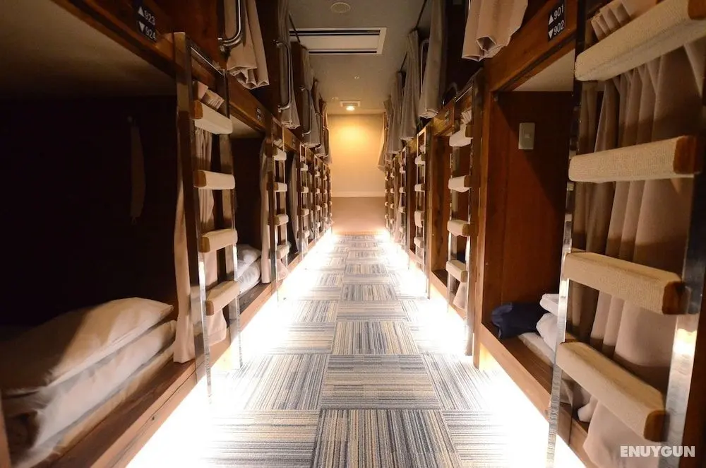 Kumamoto Capsule Hotel - Hostel, Caters to Men - Öne Çıkan Resim