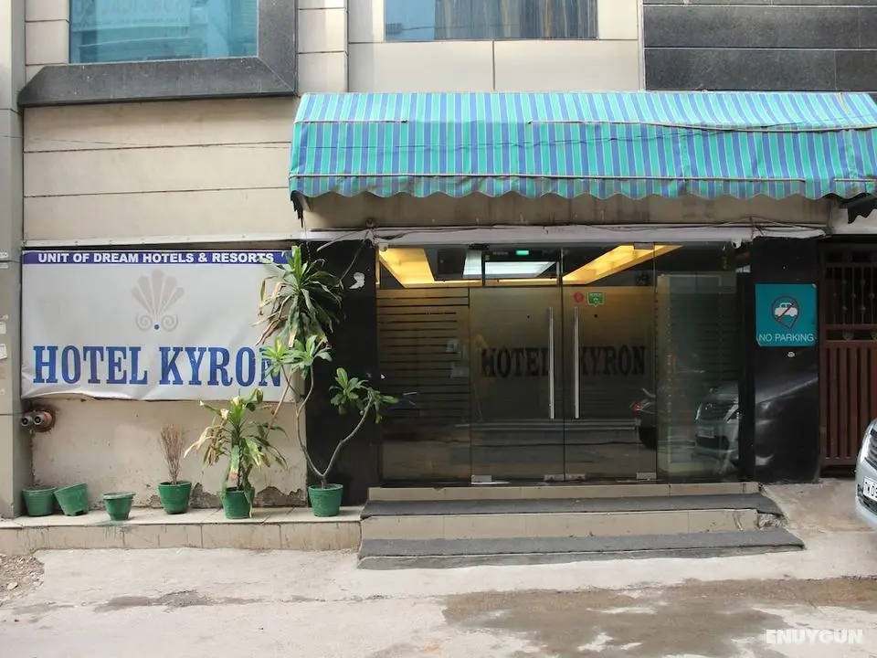Hotel Kyron - Dış Mekan