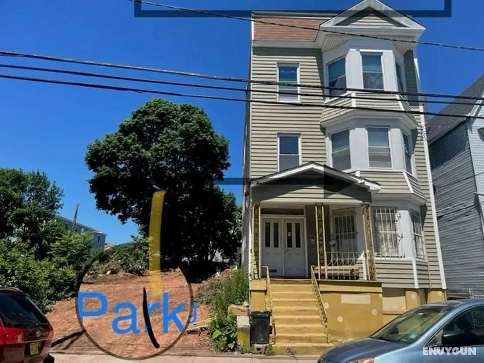 l 3 into Newark Airport Lower Level Apartment - Öne Çıkan Resim