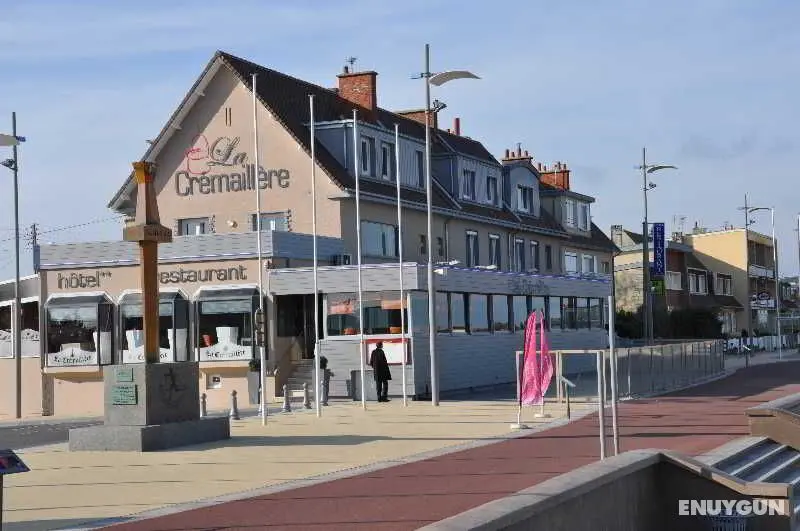 La Cremaillere - Genel