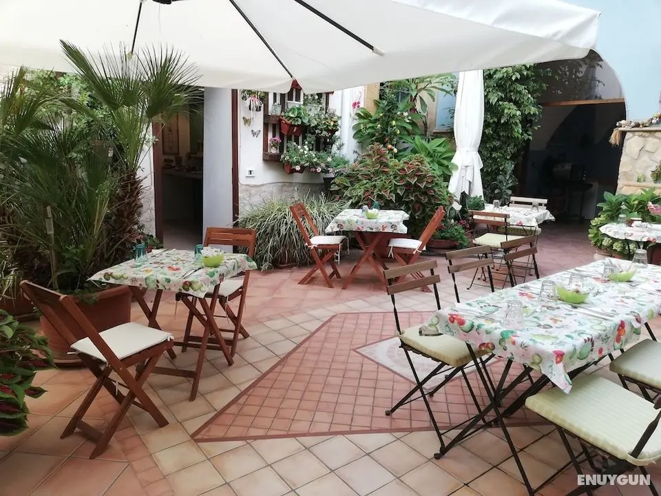 La Finestra Sul Cortile - Öne Çıkan Resim