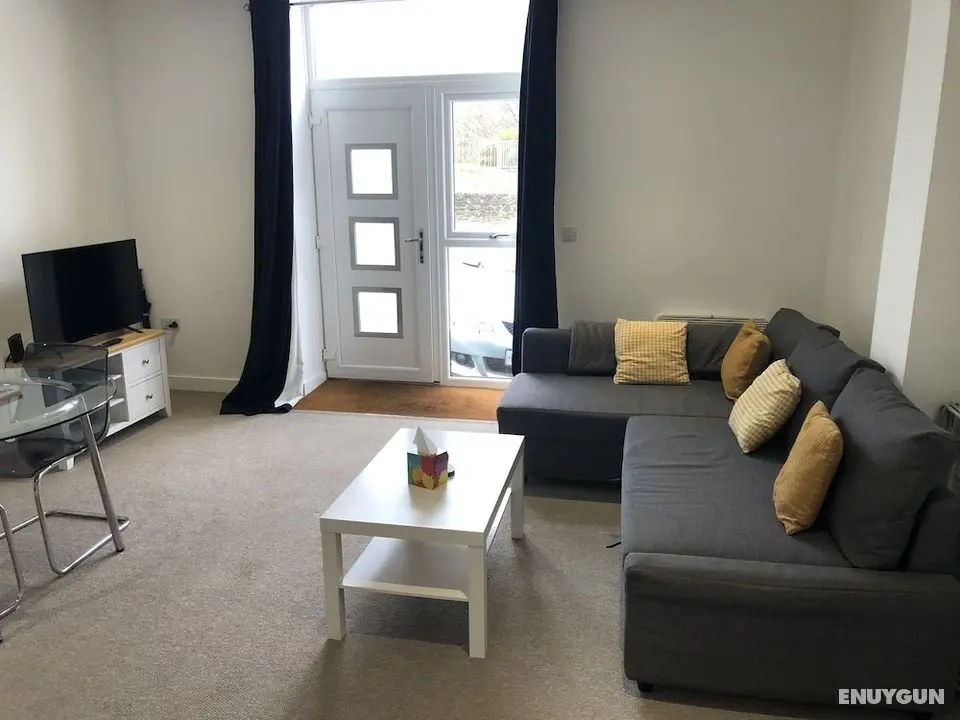 La Fontaine Court Apartments by Aldershot Short Stays - Öne Çıkan Resim