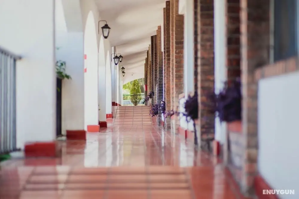Hotel La Fuente, Saltillo - İç Mekan