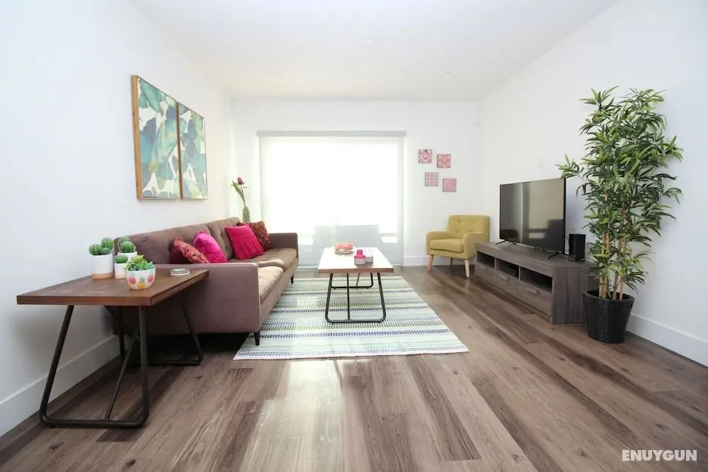 LA Luxury Suites Parking 2 BD 2 BA - Öne Çıkan Resim