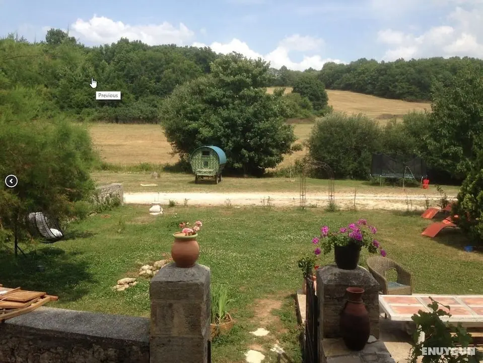 La maison du bonheur - les roulottes - Dış Mekan