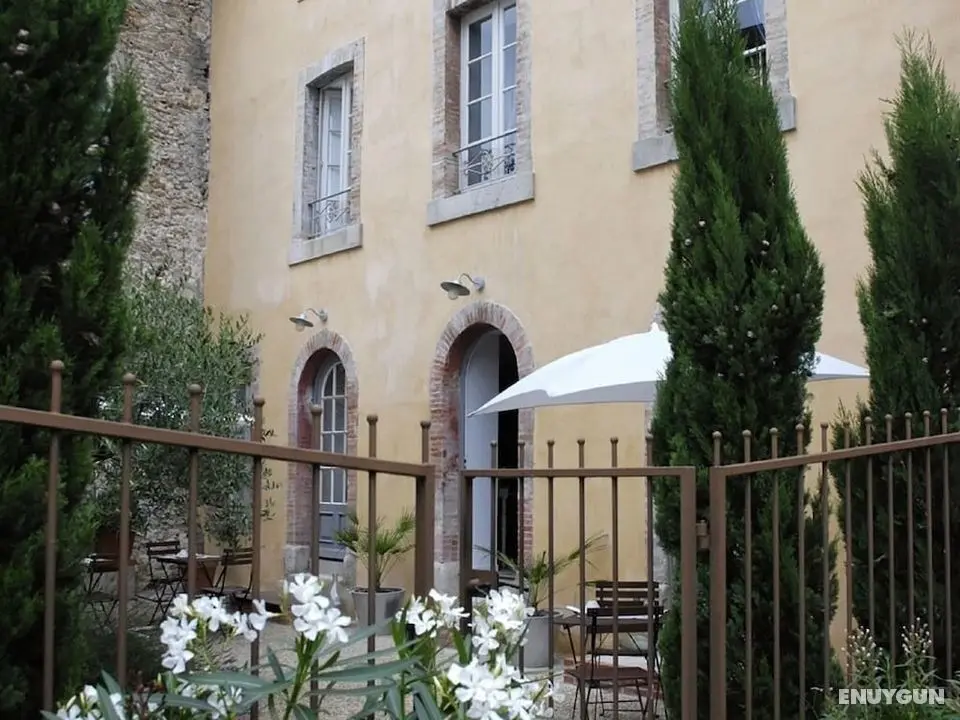 La Maison Vieille - Dış Mekan