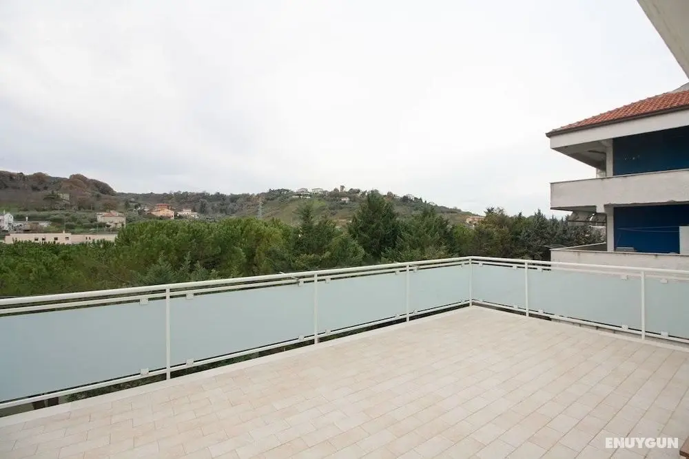 La Marina - Dış Mekanlar