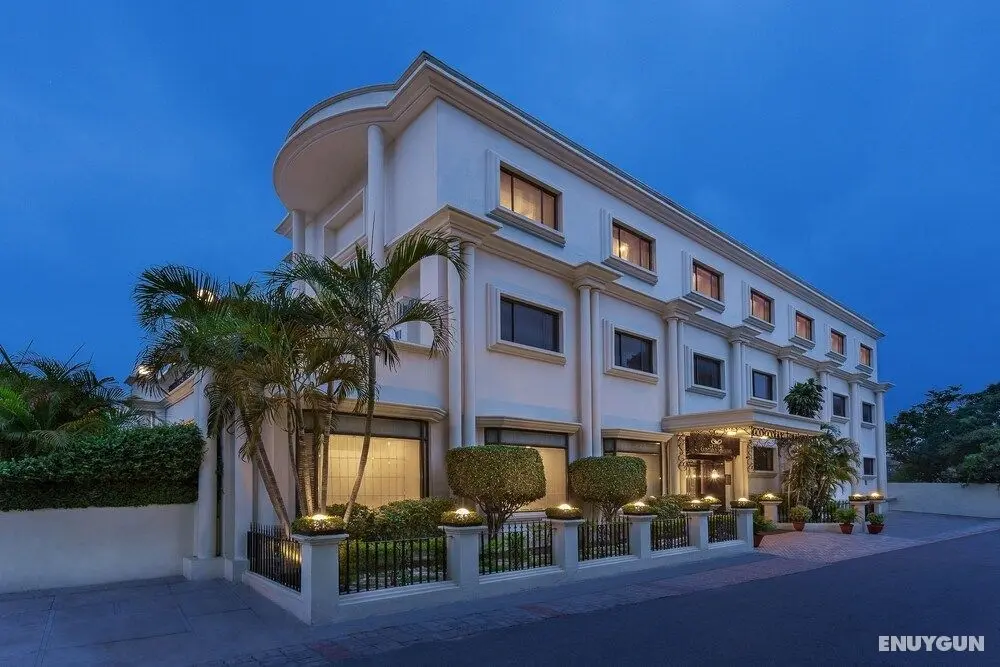 La Place Sarovar Portico, Lucknow - Dış Mekan