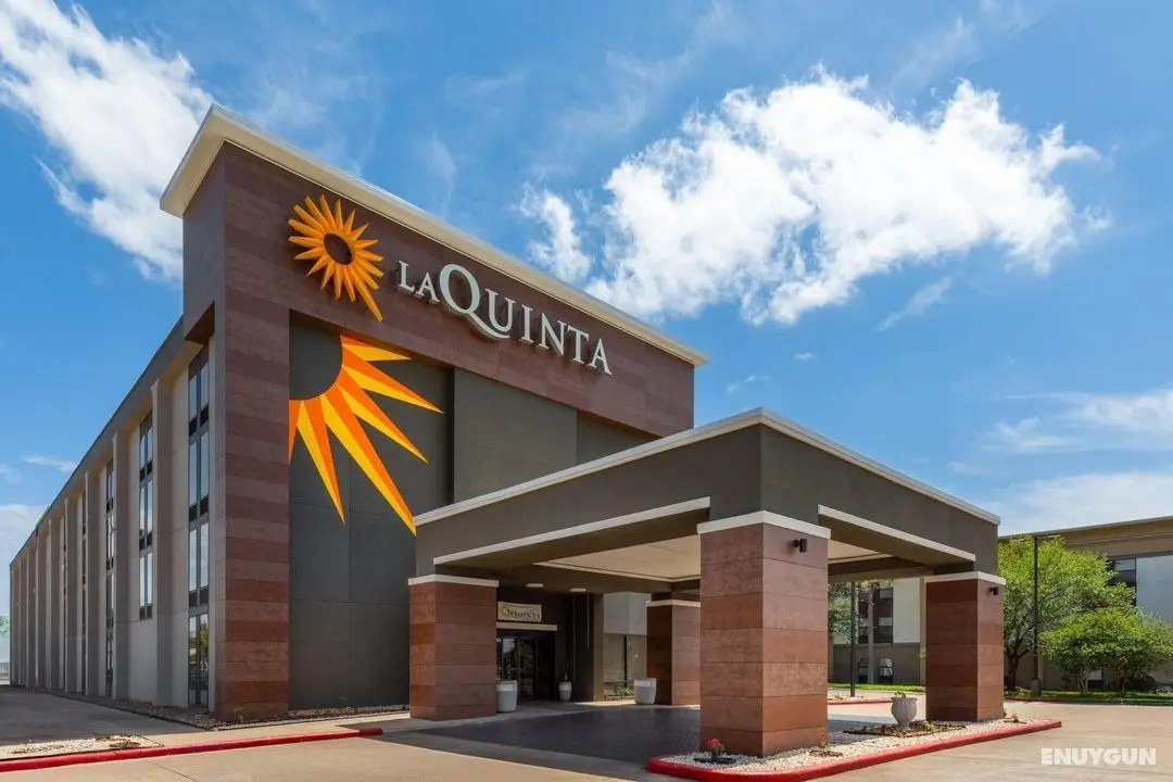 La Quinta Inn & Suites Houston Stafford Sugarland - Öne Çıkan Resim