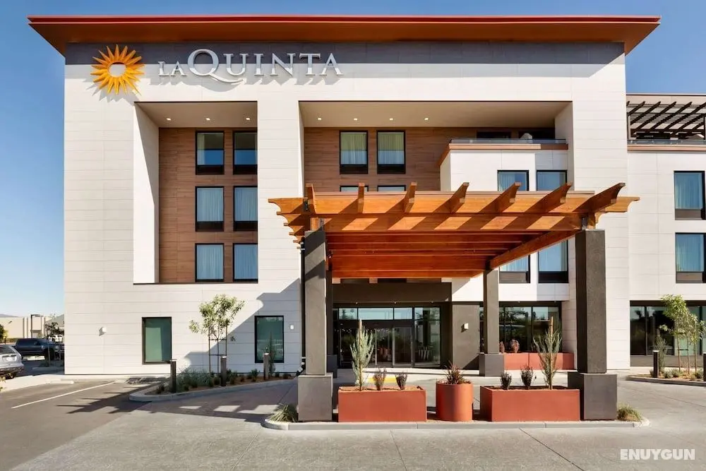La Quinta Inn & Suites Santa Rosa Sonoma - Öne Çıkan Resim