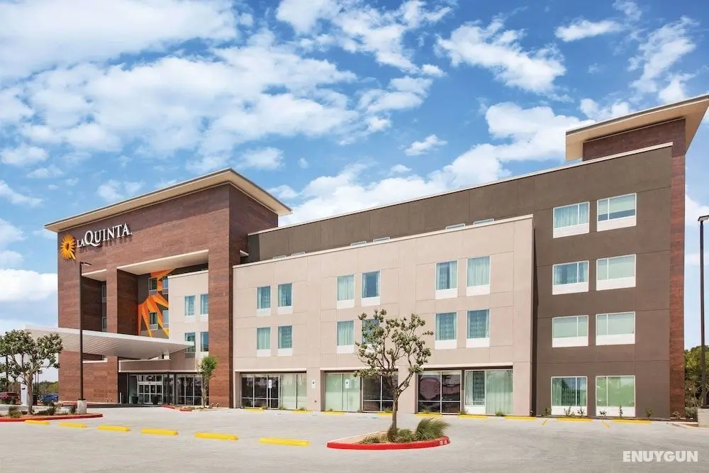 La Quinta Inn & Suites by Wyndham Bardstown - Öne Çıkan Resim