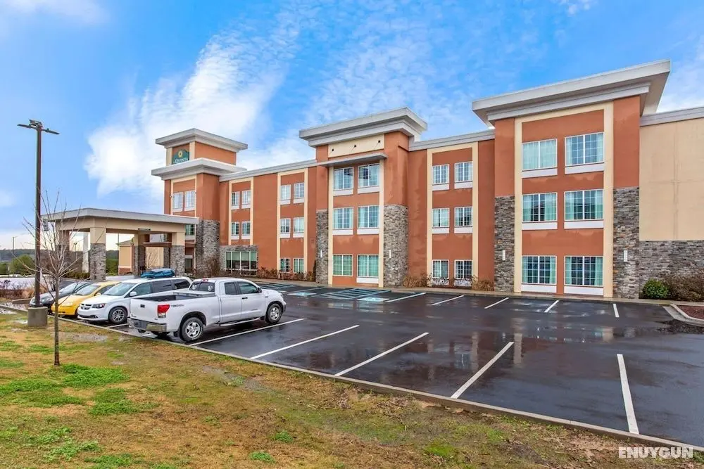 La Quinta Inn & Suites by Wyndham Cullman - Öne Çıkan Resim