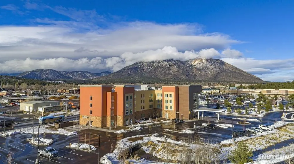 La Quinta Inn & Suites by Wyndham Flagstaff East I-40 - Dış Mekan