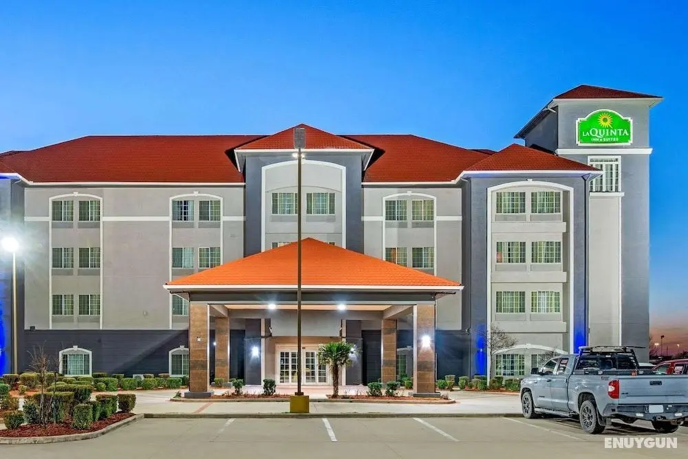La Quinta Inn & Suites by Wyndham Gainesville - Öne Çıkan Resim