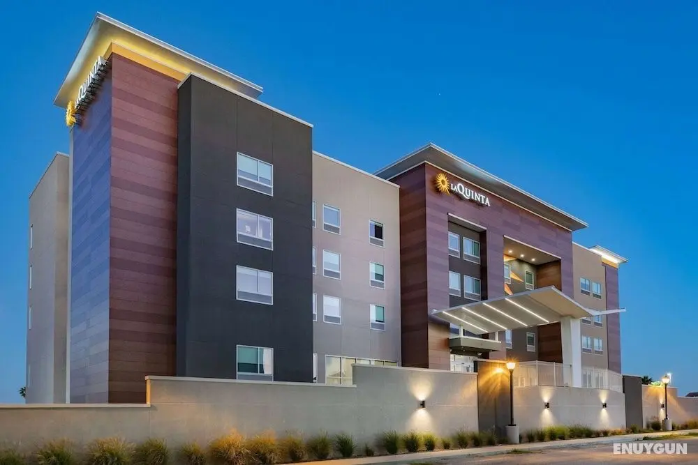 La Quinta Inn & Suites by Wyndham Galveston North at I-45 - Öne Çıkan Resim