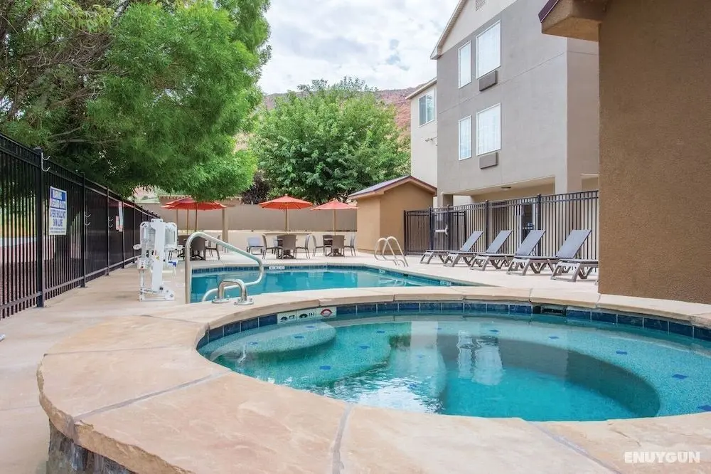 La Quinta Inn & Suites by Wyndham Moab - Öne Çıkan Resim