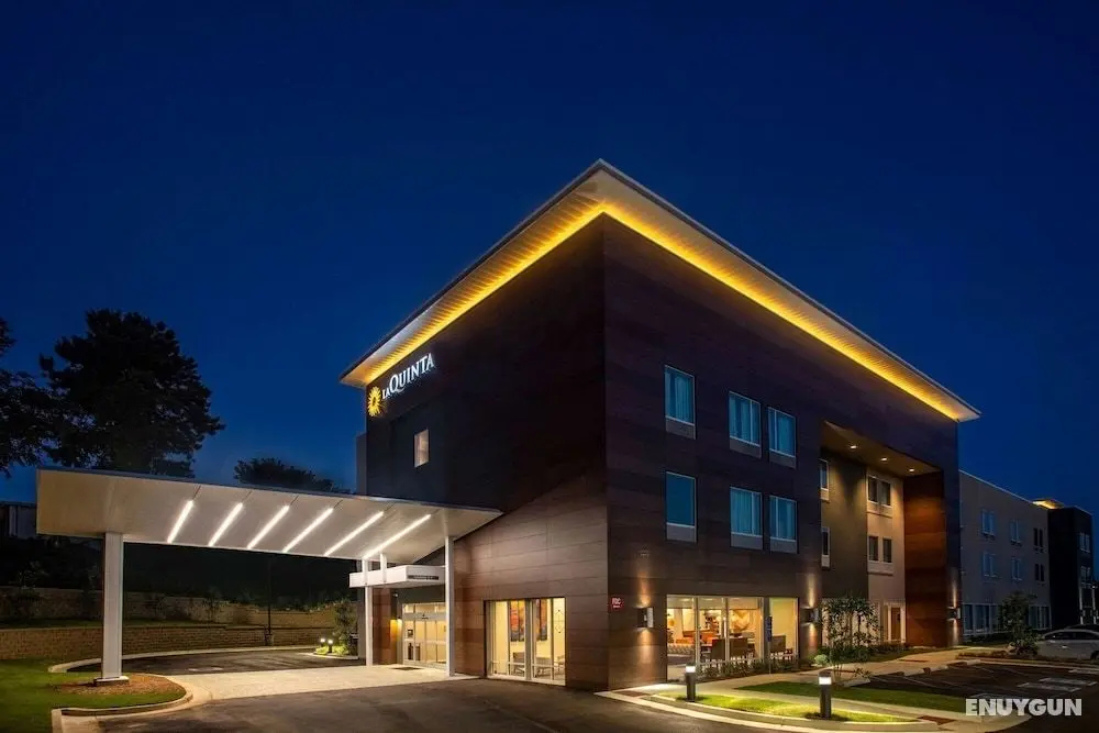 La Quinta Inn & Suites by Wyndham Oxford - Dış Mekan