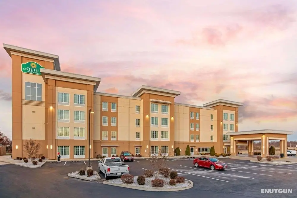 La Quinta Inn & Suites by Wyndham Paducah - Dış Mekan