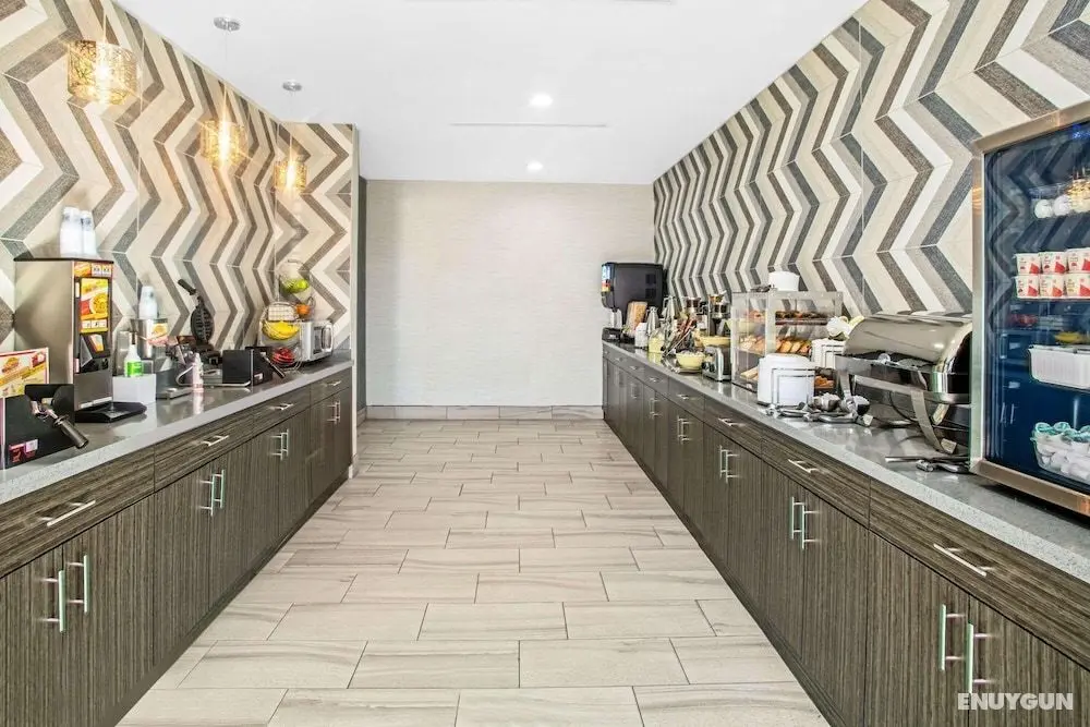 La Quinta Inn & Suites by Wyndham Ponca City - Öne Çıkan Resim