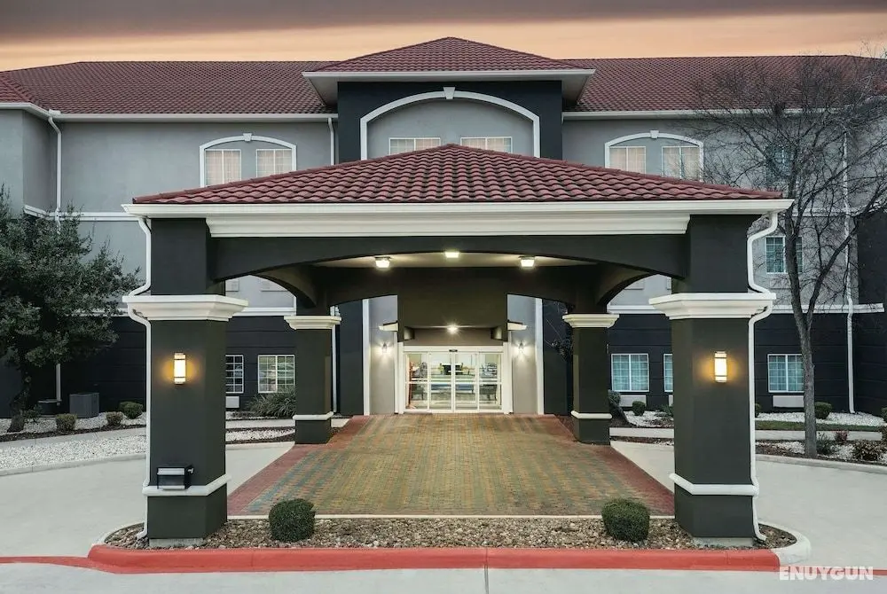 La Quinta Inn & Suites by Wyndham San Antonio The Dominion - Öne Çıkan Resim