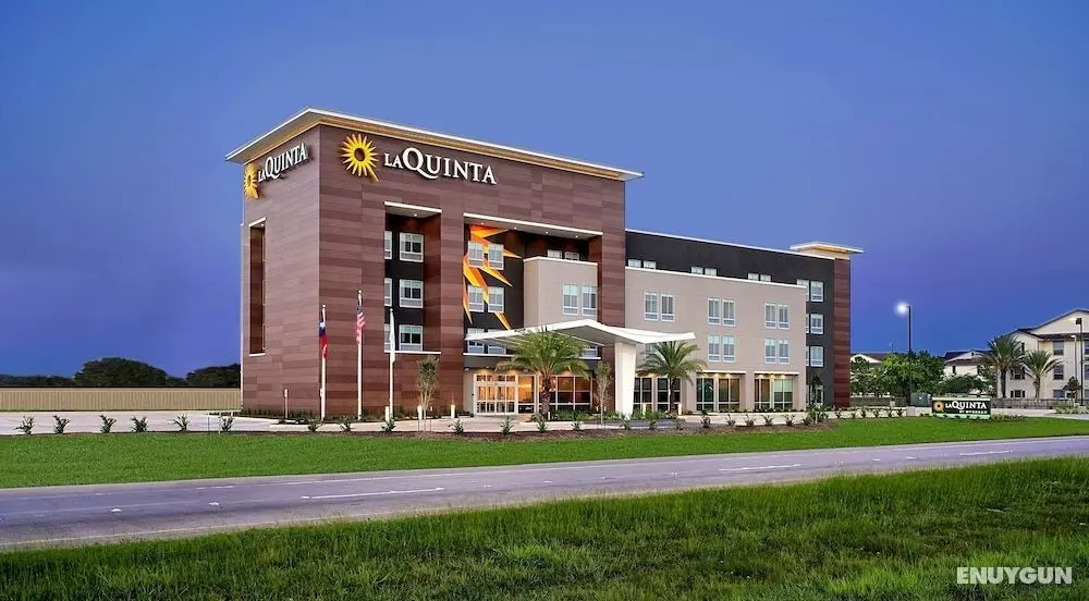La Quinta Inn & Suites by Wyndham Texas City I 45 - Öne Çıkan Resim