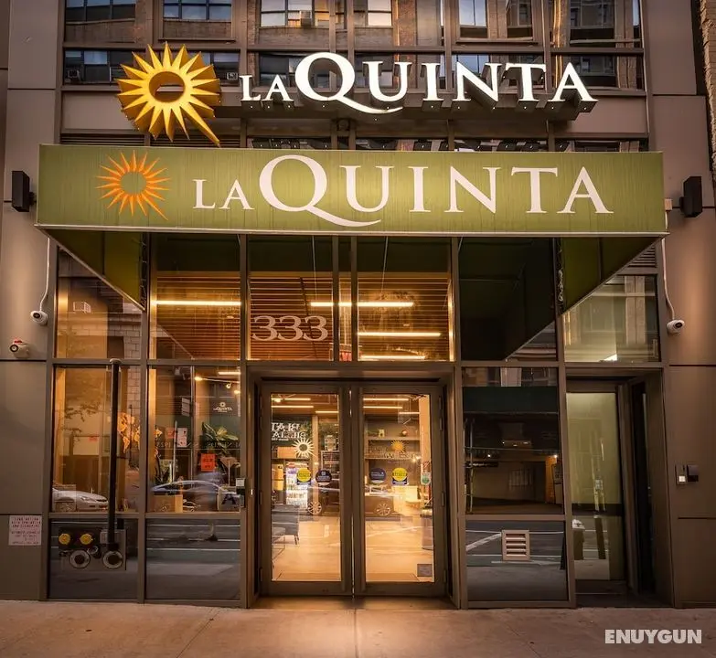 La Quinta Inn & Suites by Wyndham Times Square South - Öne Çıkan Resim