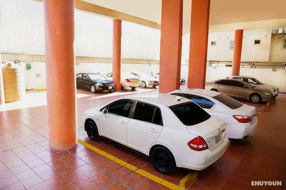 La Rive Hotels & Suites (Formerly known as Ghosn Al Banafsej) - Dış Mekan