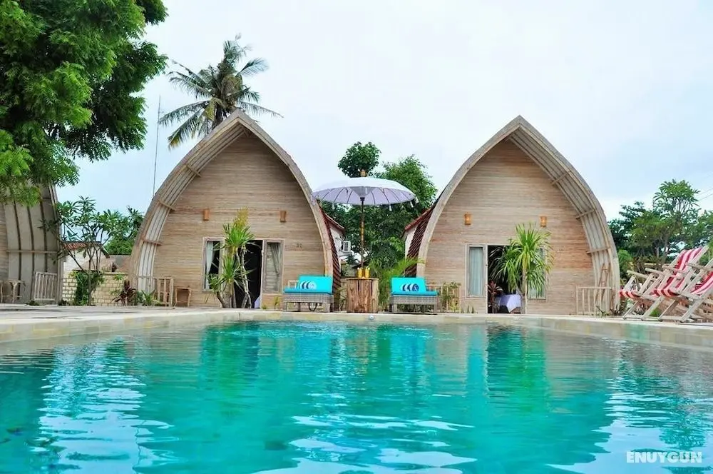 La Roja Bungalows - Havuz