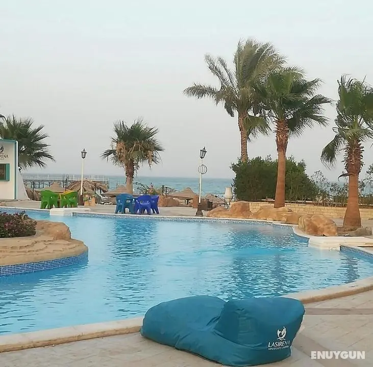 La sirena villa el soukhna - Havuz