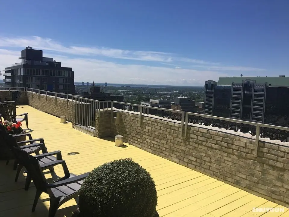 La Tour Belvedere Apartment Hotel - Konum Öne Çıkanlar