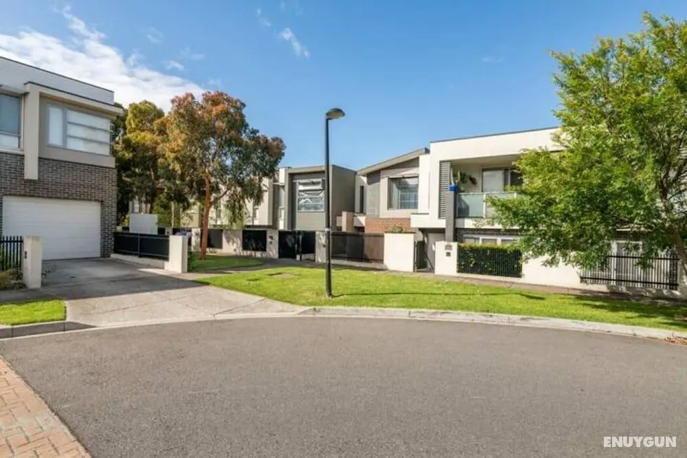 La Trobe Uni 3B townhouse Bundoora - Öne Çıkan Resim