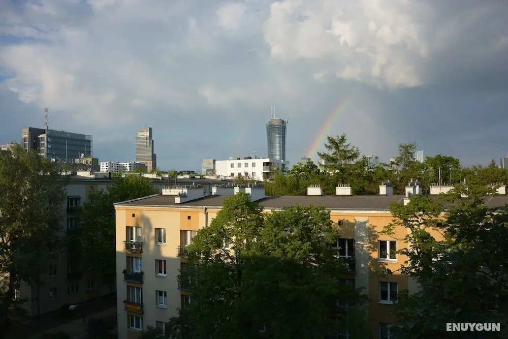 Labo Apartment Wola - Oda Manzaraları