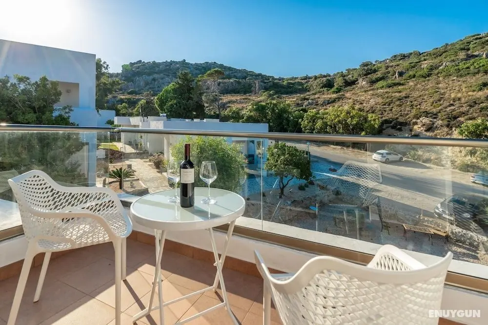 Ladiko Suites Faliraki - Oda Düzeni