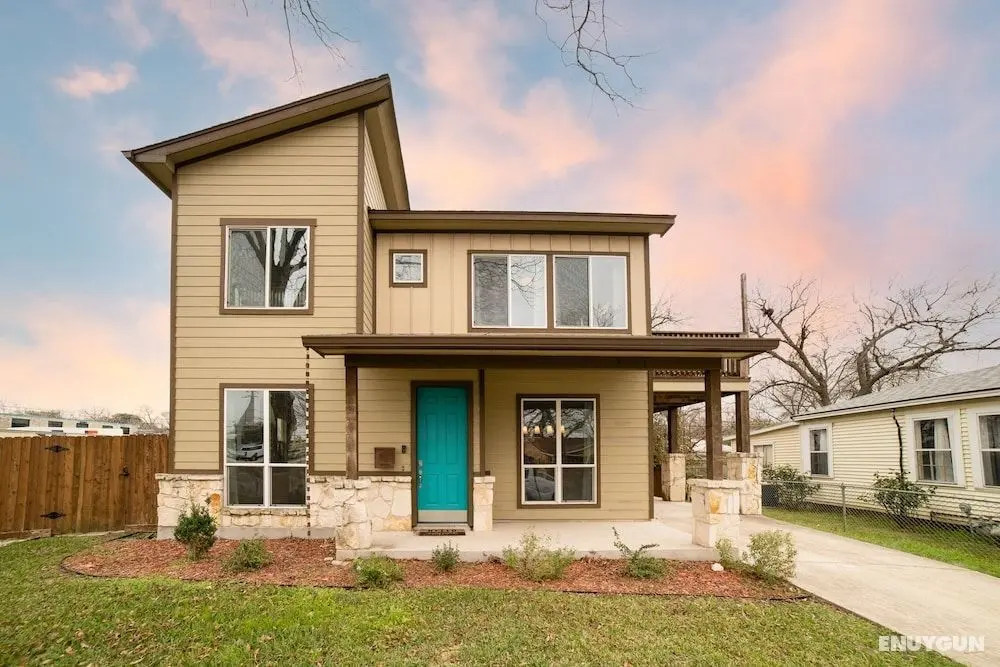 Lady Bird by Avantstay Great Location in Austin w/ Large Yard & Fire Pit! - Öne Çıkan Resim