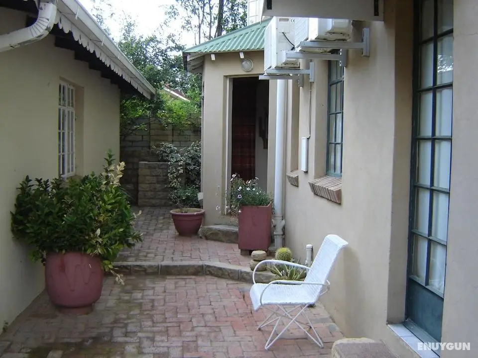 Ladybrand Guest House - Oda Düzeni