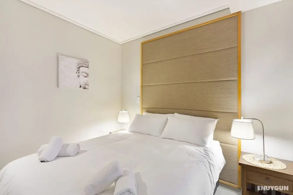 Lagoon Beach 302A by HostAgents - Oda