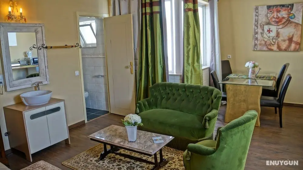 Lagos Center Studios - Öne Çıkan Resim