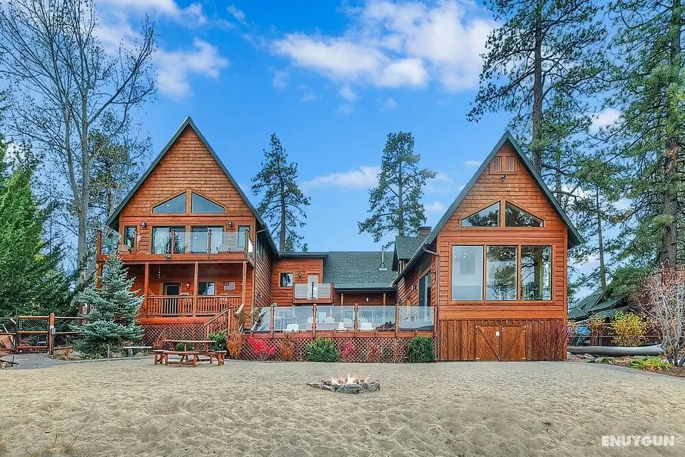 Lagunita Shores by Avantstay Beautiful Lakefront Mansion w/ Hot Tub & BBQ - Öne Çıkan Resim