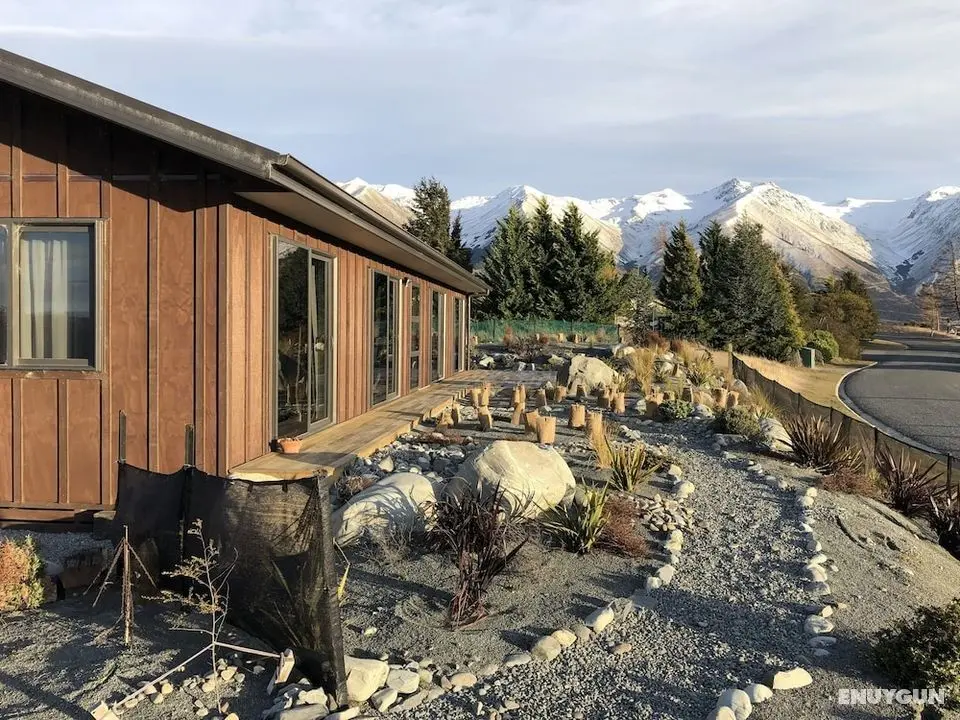 Lake Ohau Getaway - Öne Çıkan Resim