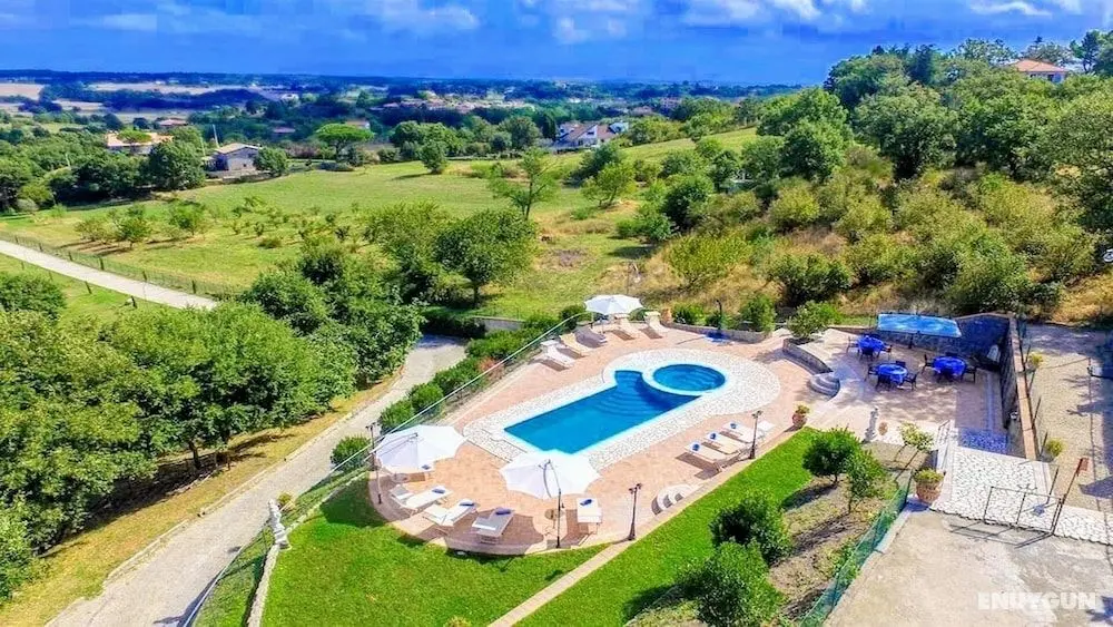 Lake View Luxury Villa and Pool - Öne Çıkan Resim