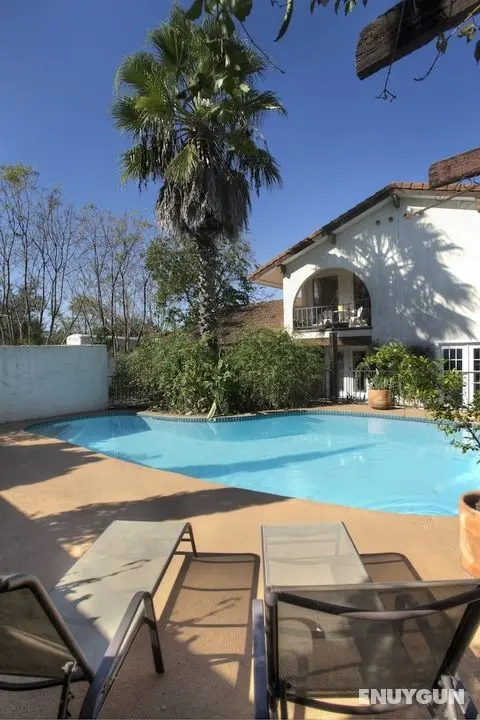 The Lakehouse Bed & Breakfast - Öne Çıkan Resim