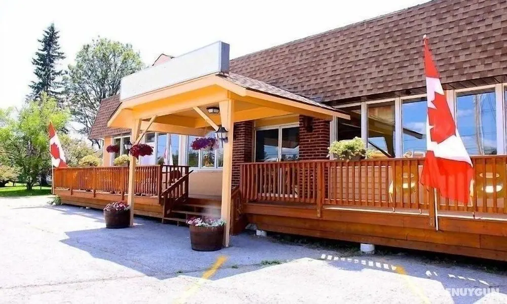 Lakeside Inn - Lobi