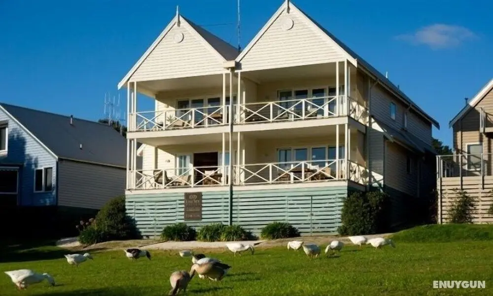 Lakeside Suites 1 - Öne Çıkan Resim