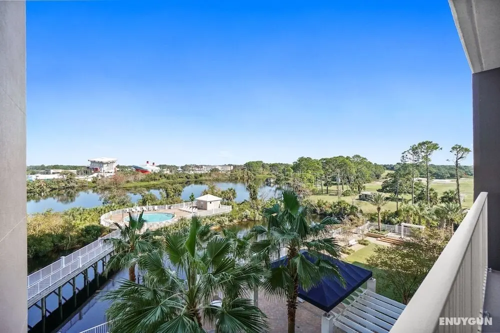 Laketown Wharf Resort by Panhandle Getaways - Oda Manzaraları