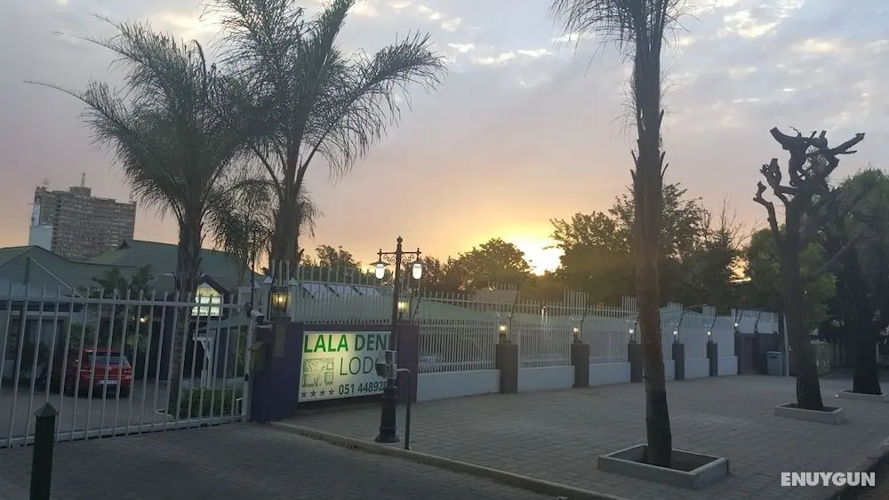 Lala Dene Lodge - Dış Mekan