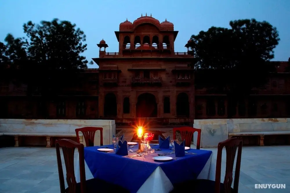The Lallgarh Palace - A Heritage Hotel - Yerinde Yemek