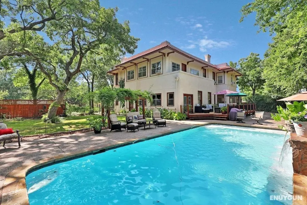 The Lancaster Manor B&B - Havuz