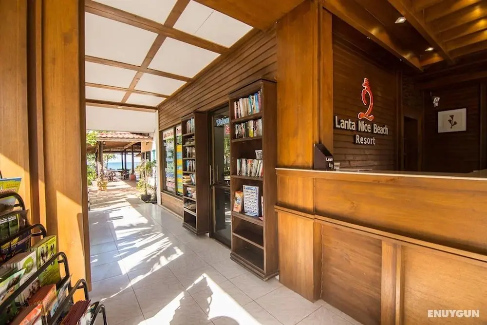 Lanta Nice Beach Resort - Lobi