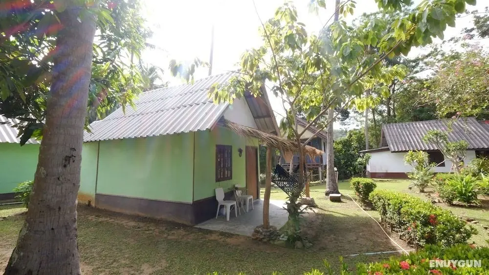 Lanta Sunmoon Bungalow - Dış Mekan