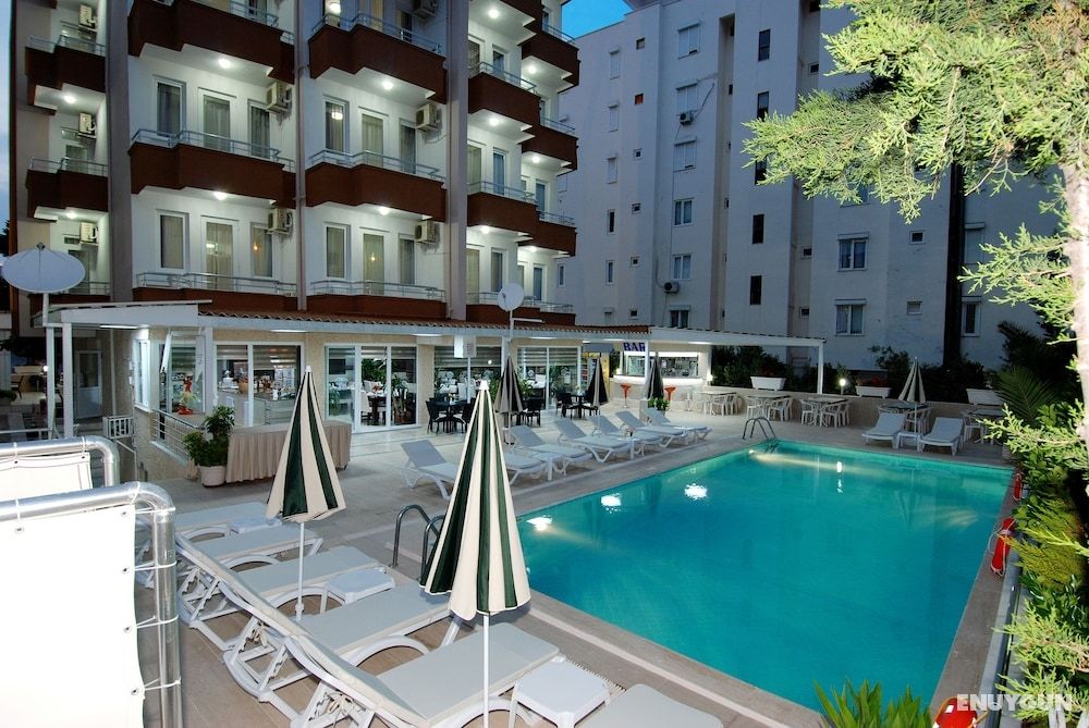 Lara Diamond Hotel